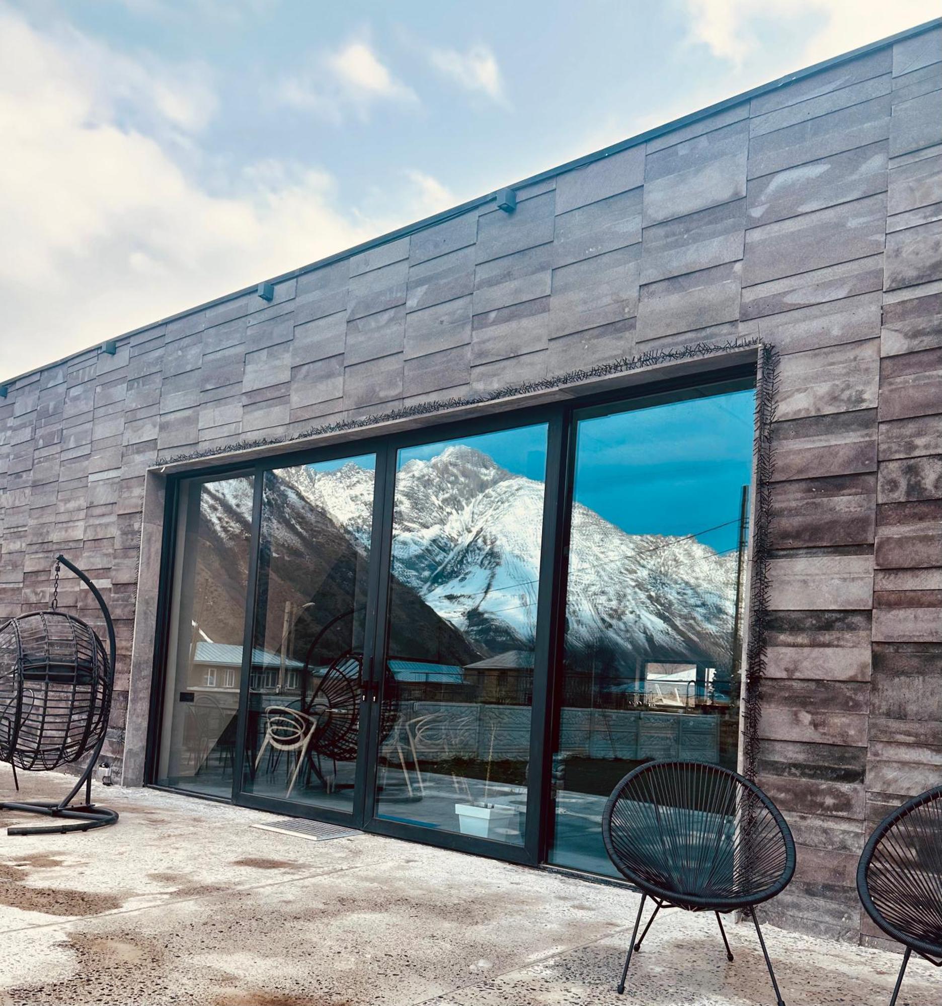 فيلا Alpine Escape Kazbegi المظهر الخارجي الصورة